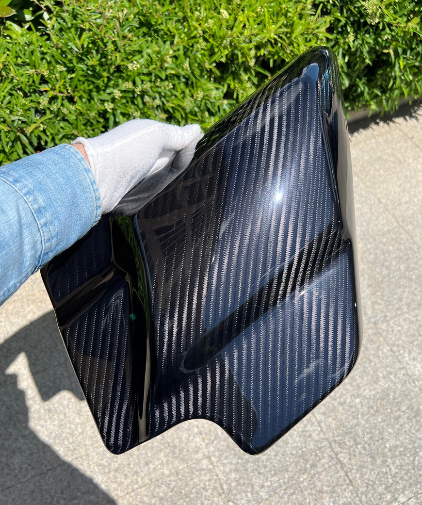Art.Maranello - Premium Quality Carbon Fiber Side Covers