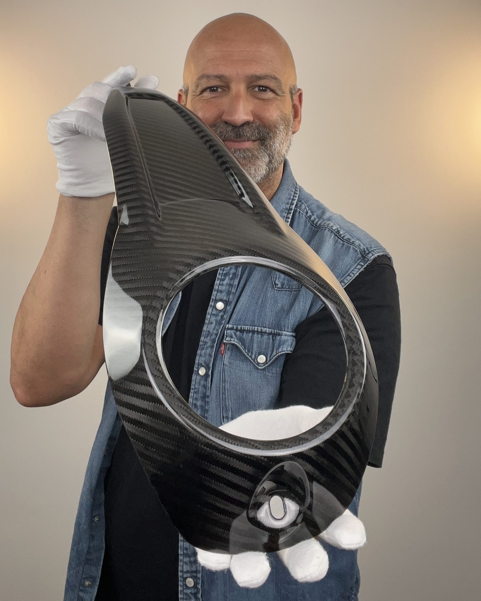 Art.Stelvio - Premium Quality Carbon Fiber Gas Tank Dash Cover For 2024 and Up Road Glide - Street Glide - Image 9