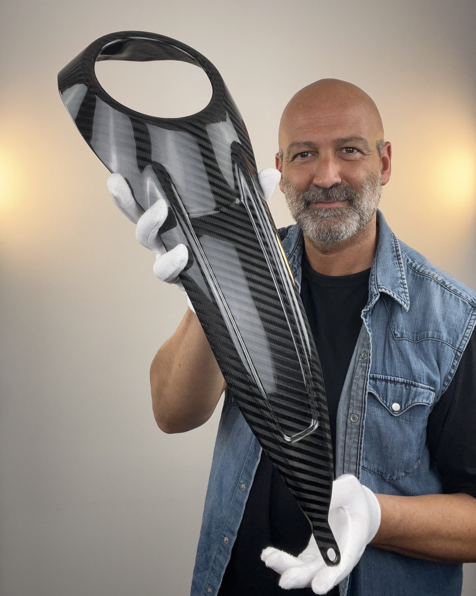Art.Stelvio - Premium Quality Carbon Fiber Gas Tank Dash Cover For 2024 and Up Road Glide - Street Glide - Image 2