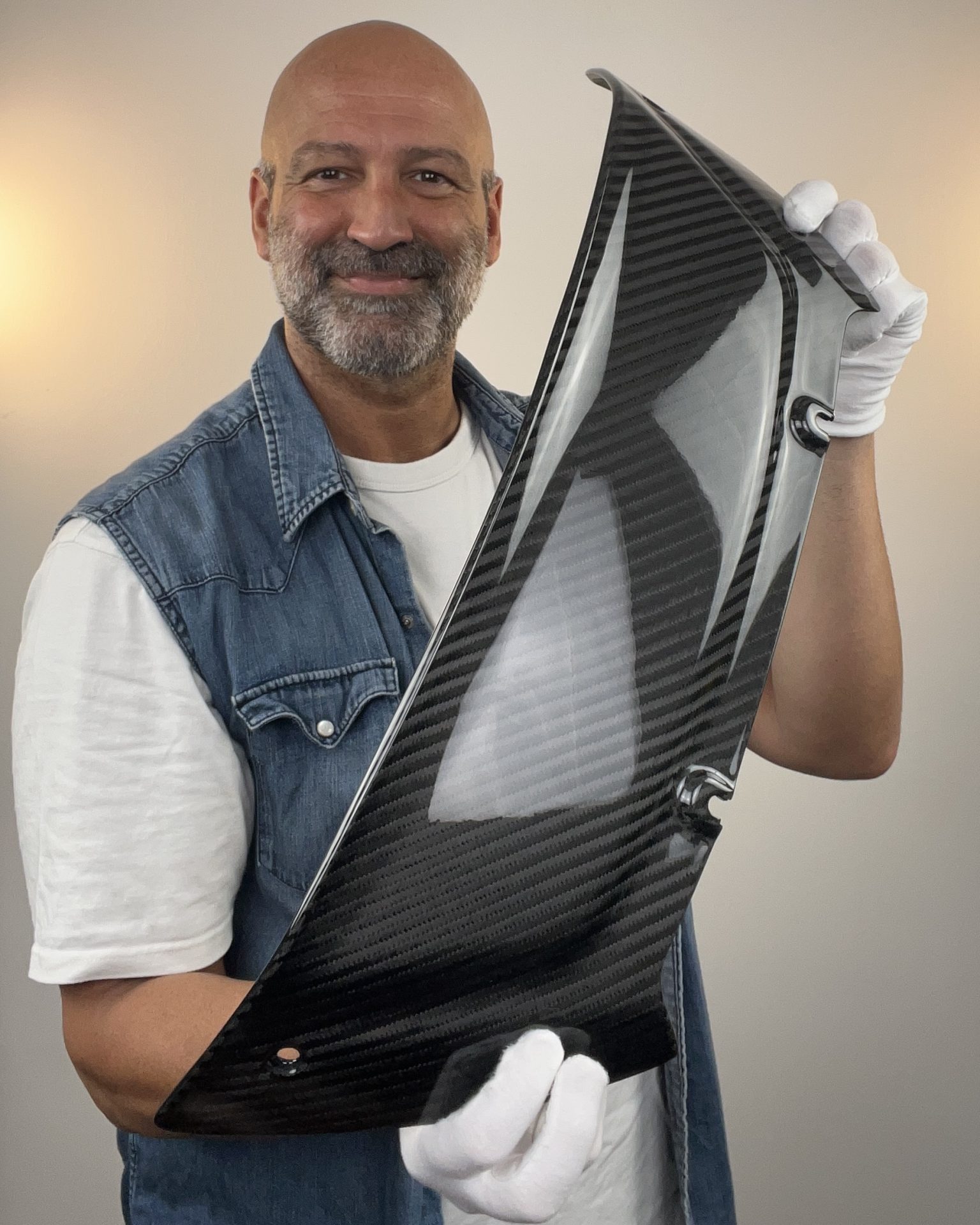Art.Scorpione Nero CVO Style - Premium Quality Carbon Fiber Windshield for 2024 and Up Road Glide - Image 4