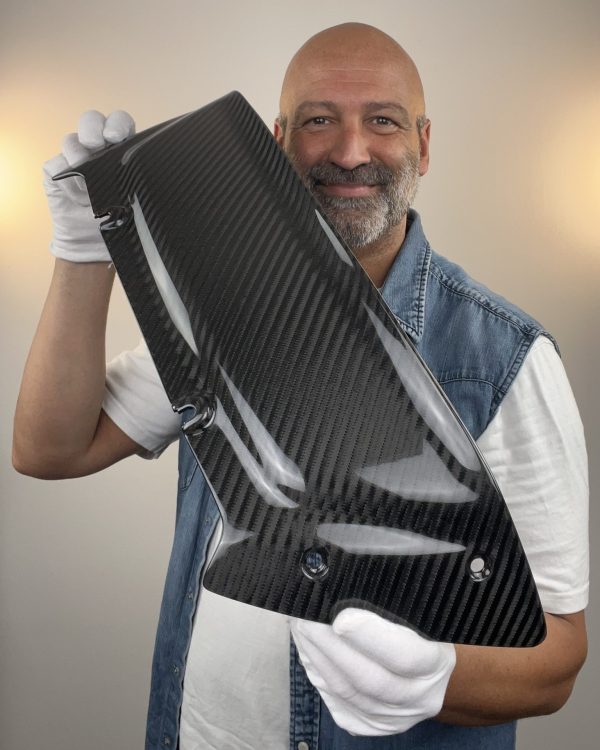 Art.Scorpione Nero CVO Style - Premium Quality Carbon Fiber Windshield for 2024 and Up Road Glide