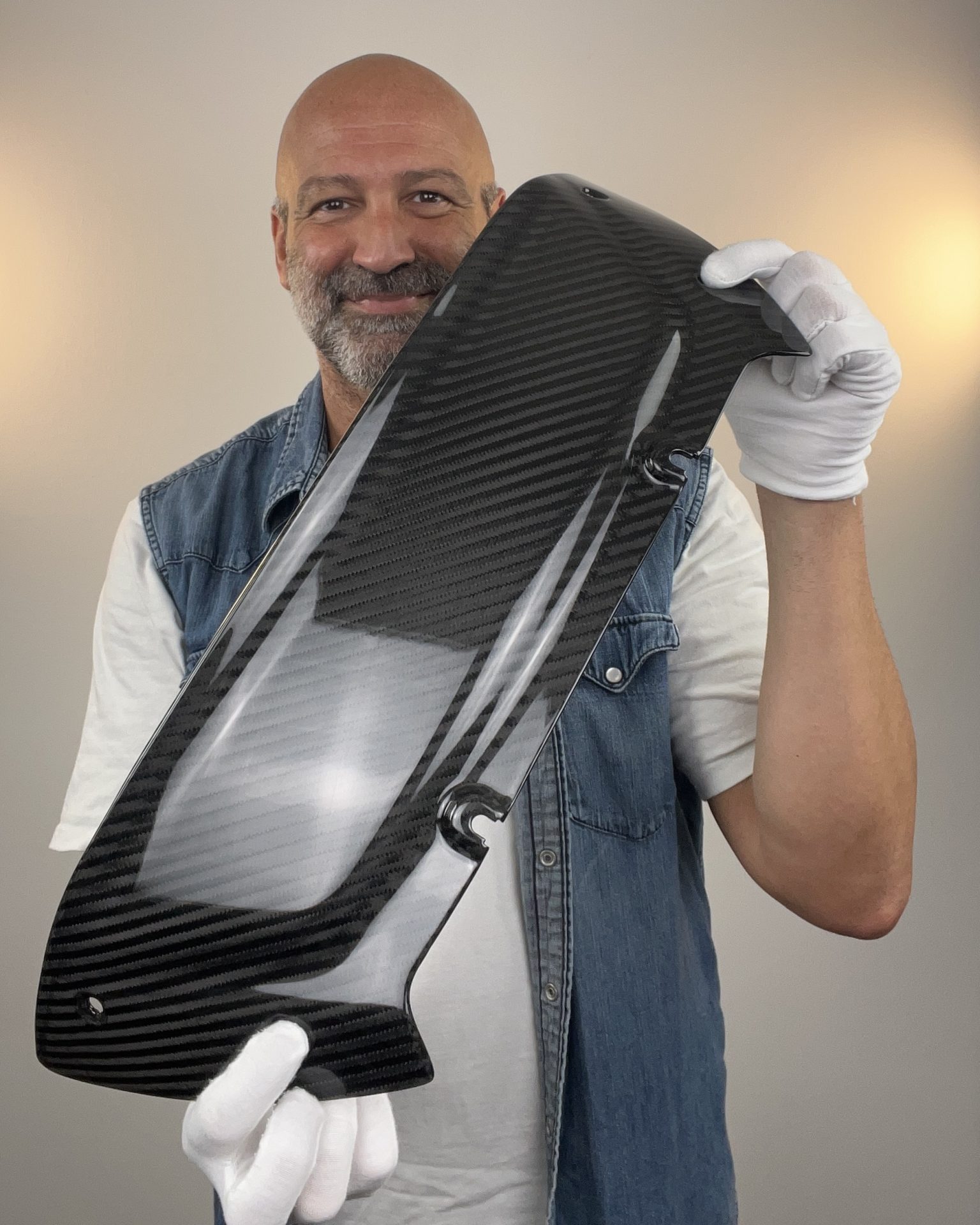 Art.Scorpione Nero CVO Style - Premium Quality Carbon Fiber Windshield for 2024 and Up Road Glide - Image 8