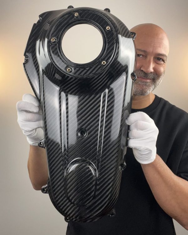 Art.Milwaukee 8.4 - Premium Quality Carbon Fiber M8 Softail Outer Primary Cover